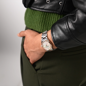 Frederique Constant Quartz FC-240MPWD2NH22B (31MM ) Diamonds Highlife Ladies Watch