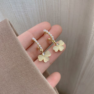 Delicate Korean Style Heart Shaped Earrings Womens Fashion Jewelry Luxury Small Luxury Bead Earrings Trendy Fairy Tale Ear Jewelry