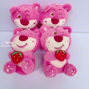 ( giá 2 combo) Combo Quà Tặng Gấu Bông Lotso Dễ Thương Xinh Xắn gấu dâu losto màu hồng 15cm Thích hợp tặng dịp lễ Valentine 14/2.