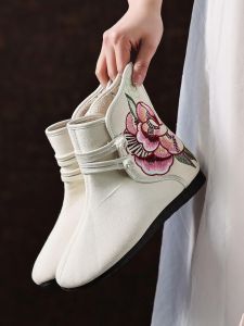 Thickened Fleece Lined Embroidered Shoes Womens Winter Warm Thick Cotton Booties Casual Style National Fashion round Toe Flat Heel