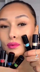 Moodmatcher ลิปมันเปลี่ยนสี 3.5g ริมฝีปากชุ่มชื้น จาก USA ติดต่อเนื่อง 12 ชม