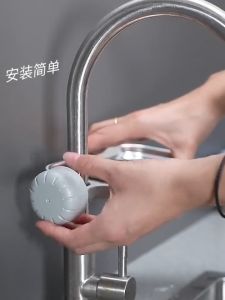 ECOCO ชั้นวางของในห้องน้ำ ไม่ต้องเจาะ ชั้นเก็บของ ขั้นวางสบู่ มีรูระบายน้ำ