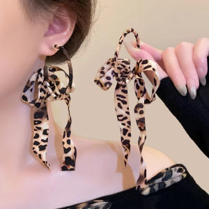 2025 New Hip-Hop in da báo Y2K vòng tròn Bông Tai Cho nữ Hoài Cổ Hoa Tai Bohemian thời trang Hàn Quốc Thẩm Mỹ Punk Kim Loại Lớn Bông tai hình tròn trang SỨC TIỆC