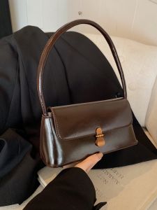 Retro French Bread Bag Womens Fashionable Versatile Underarm Bag Single Shoulder Handbag Commuter Bag Soft PU Leather Pure Color