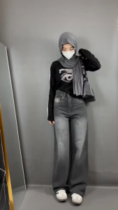 Highwaist Baggy Loose Jeans Wanita Korean Style Gombran Hitam Wisker