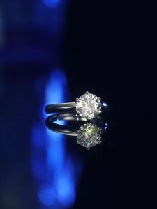 LOVETIA Snowflakes Cincin Moissanite 1.0 Ct Perak 925 Sertifikat GRA BTJZ017