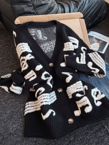 QINGNAER | Musical Notes Jacquard Contrast V-Neck Soft Cardigan Plus Size