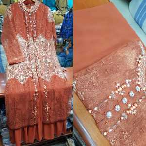 Gamis Rompi Misah Brokat Cornelii: Desain & Motif Payet Mutiara Terbaru