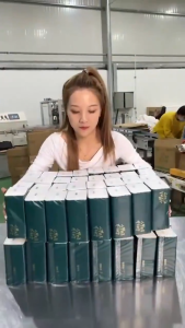 (1ลังมี 20ห่อ) 🌸จัดส่งในวันเดียวกัน🌸กระดาษทิชชู่ ยกลัง ! กระดาษชำระ กระดาษทิชชู่ กระดาษเช็ดหน้า กระดาษชำระ 240 แผ่น หนา 4 ชั้น