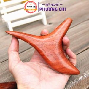 Cây bấm huyệt cạo gió bằng gỗ hương đỏ Cây ấn huyệt massage tam giác | Mỹ Nghệ Phương Chi