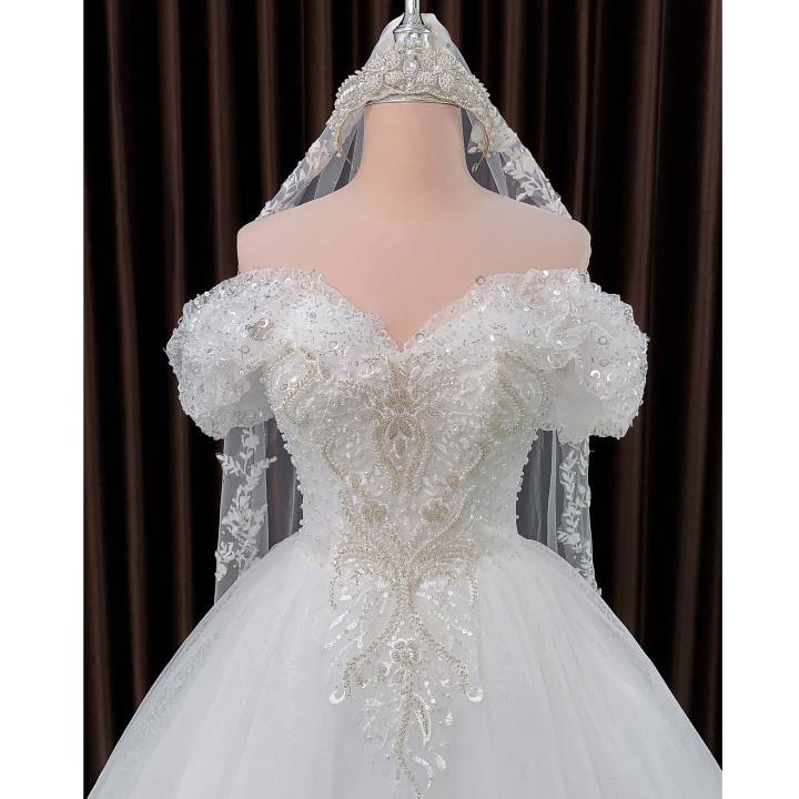 Ngắm nhìn mẫu váy cưới trễ vai gây nghiện – Tu Linh Boutique