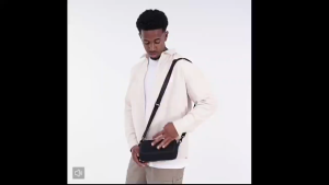 New fashionable mens bag trendy mini mens crossbody shoulder bag with a high-end feel made of waterproof Oxford fabric