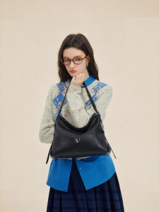 VALUNCICA EUROPHAM | Small Leather Hobo Bag