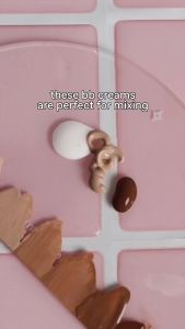 รองพื้น GLOW BREATHABLE BLEMISH BALM ผิวดู Glow เปล่งประกาย ชุ่มชื้นขึ้น