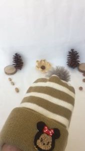 Topi Kupluk Pompom Bayi Laki-laki Motif Karakter