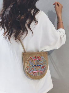 New Chinese Style Artistic Woven Beach Bag Womens Crossbody Small Casual Bag Fabric Interior No Washable Pure E-commerce