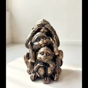 Mini Retro Brass Creative Cute 3-Monkeys Sitting Statue Animal Sculpture Home Office Desk Decorative Ornament Funny Gift