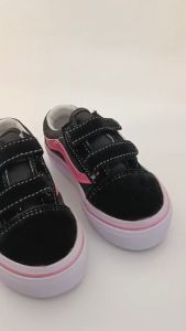 Sepatu Anak Perempuan Venz2 Model Perekat Hitam Pink