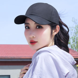 A high ponytail baseball cap for womens outdoor sports a light quick-drying breathable mesh baseball cap and a sunshade and