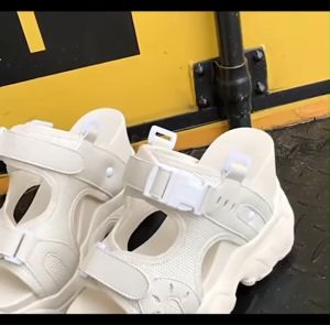 One for all พร้อมส่งจากไทย TX490 รองเท้าส้นตึก 4 นิ้ว รองเท้าผู้หญิง รองเท้าส้นหนา การออกแบบพิเศษ 2 แบบ สถานที่ปลอดภัย