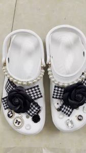 Tặng 12 sicker [Hàng có sẵn] Combo sicker theo mẫu gắn dép cross nhiều mẫu cho nam nữ Sticker trang trí dép đẹp mắt