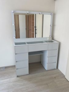 โต๊ะเครื่องแป้งมีไฟ รุ่น9 ลิ้นชัก ไม่รวมเก้าอี้ สินค้าส่งฟรีในเขตปริมณฑ