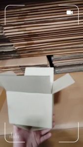 กล่องลัง 47*55*47 กล่องใหญ่ กล่องขนย้าย กล่องเก็บของ กล่องขนของ กล่องกระดาษลูกฟูก หนา 3 ชั้น แข็งแรง กล่องมือ 2 สวย สะอาด ราคาถูก กล่องลัง กล่องขนย้าย กล่องใหญ่ 47*55*47cm [PACK10]