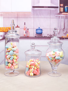 European Transparent Glass Candy Jar Young Adult Heart with Cover Set Ornament Storage Jar Creative Wedding Decoration