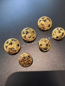 New Simple Metal Hollow Leaf Button for Suit Coat Jacket Fastener Clothing Accessories Large Size Leaf Pattern Sewing DIY