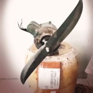 35 cm PISAU CACAH RUMPUT dilengkapi AS SAMBUNG BAJA SPOH PANDE  ORIGINAL