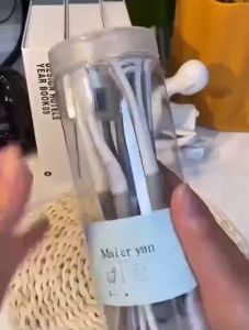 Hộp 8 Bàn Chải Đánh Răng Kèm Rơ Lưỡi Lông Mềm Mịn Không Đau Nướu Cực Hot - Combo 8 bàn Chải Đánh Răng 2 in 1 Có Rơ Lưỡi Có Hộp