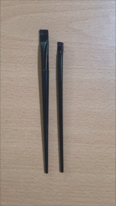 Eyebrow/eyeliner brush Solid wood pole fiber hair Makeup tools