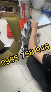 Máy nghiền bột trầm  bột quế thành bột mịn . DF25