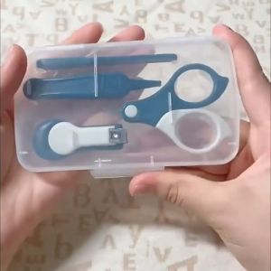 karabl shop  ชุดกรรไกรตัดเล็บเด็กเล็ก 4 ชิ้น มี2แบบให้เลือก