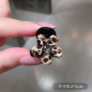 Retro Leopard Print 3D Flower Embedded Diamond Small Hair Clip Acetate Forehead Bangs Side Parting Hair Clip Stylish Hair Accessories