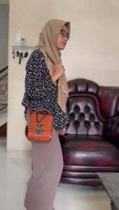 tas hp wanita bahan croco