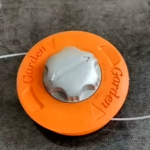 MQQHOMEE เครื่องตัดหญ้าอัตโนมัติสําหรับเครื่องตัดหญ้าเครื่องจักรสวนเบนซินUniversal Fit String Trimmer เปลี่ยน Bump Head