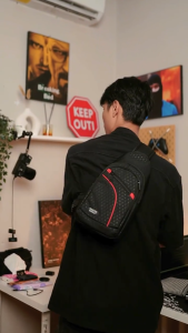 Martin Versa CH5 EVOX Man Slingbag Tas Selempang Kanvas Pria