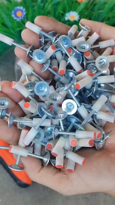 ตะปูเครื่องยิงดอกตะปูแรงดันสูง หลายแบบ แบ่งขาย500ดอก ใช้คู่กับเครื่องยิงดอกตะปูแรงดันสูง เครื่องยิงตะปูเหล็กแบบแมนนวล ใช้งานง่ายด้วยมือเดียว ไม่มีฝุ่น