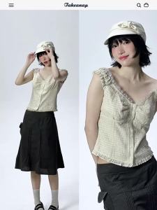 NAPSNAPS | Áo Blouse Nữ Caro Không Tay Viền Ren