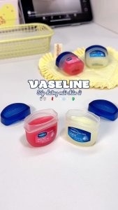 Sáp dưỡng môi mềm mại khóa ẩm Vaseline Lip Therapy 7g - Mỹ