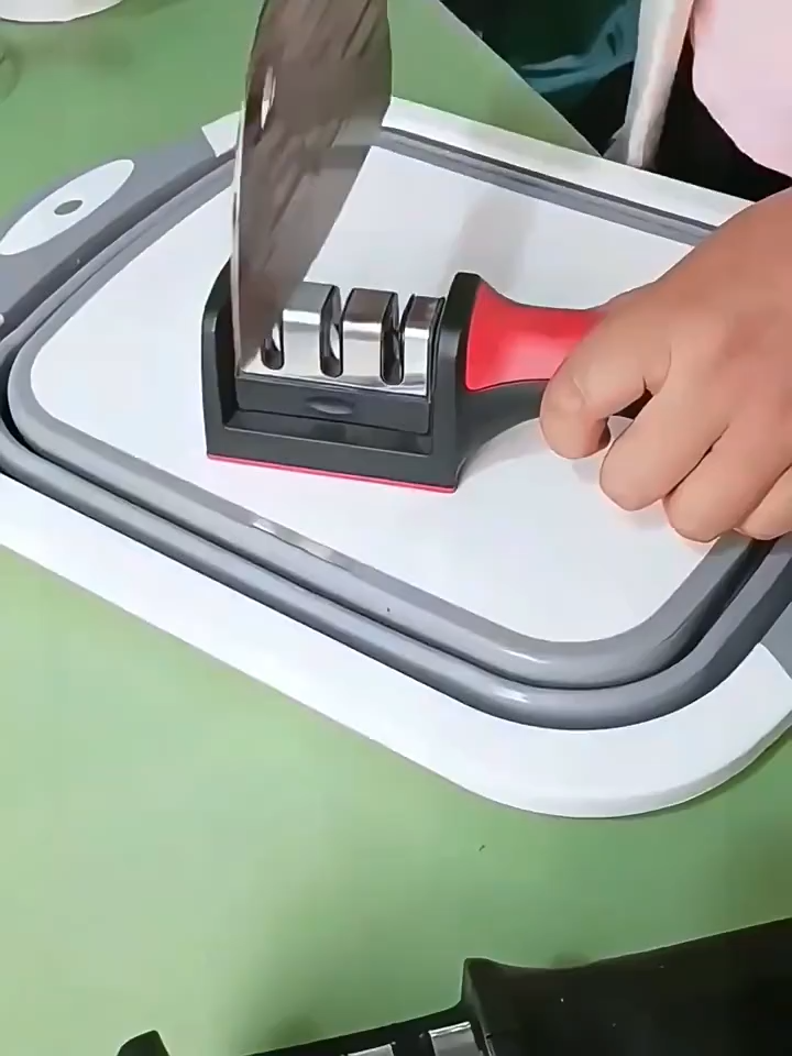 เครื่องลับมีดสำหรับใช้ในบ้านและเชิงพาณิชย์: ลับคมมีดและกรรไกรในครัวได้อย่างรวดเร็ว สินค้าแท้ ออกแบบมาสำหรับเชฟ