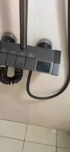 Sen cây phím đàn cao cấp có hiển thị nhiệt độ chất liệu đồng thau mạ nano xám chống bám bẩn N1321 Fotar có thêm đầu vòi xịt