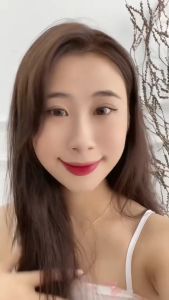 Lens Hera Nâu Bóng Viền Đen 0 - 6 Độ CHAMPAGNE BROWN Nhập Khẩu Hàn Quốc Kính Áp Tròng Cận 6 Tháng