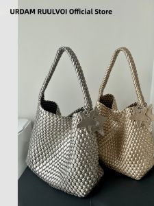 URCDN RDALVO | Elegant Fashion Tote Bag