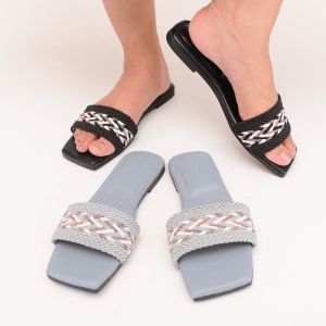 Sandal Melva Wanita: Desain Trendy & Nyaman