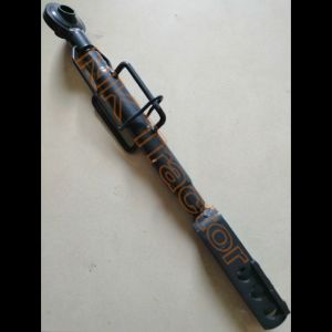 คูโบต้า M5000 / M6040 / M6240 ชุดหมุนไถ (Kubota) แขนข้างขวา / แขนยกขวา / ง่ามแขนข้าง / ง่ามแขนยก / ก้านยก