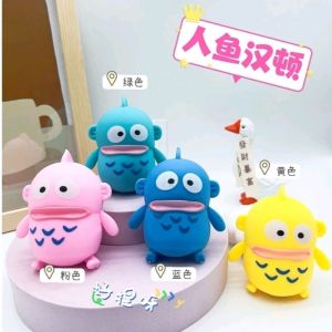 My_Kids shop ตัวบีบนุ่มนิ่ม ตัวบีบบริหารนิ้วมือ ของเล่นคลายเครียด ตุ๊กตาคุโรมิมีไฟ ของเล่นเด็ก มีแบบให้เลือกเยอะ ตุ๊กตาตัวบีบ พร้อมส่ง