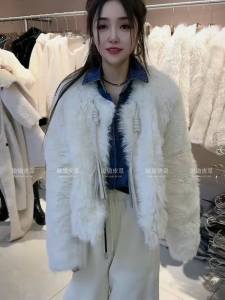 Haierning 2025 New Womens Genuine Leather Sheepskin Coat Toscan Style Long Sleeve Loose Fit Commute Style Zipper Closure