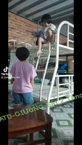 Giường tầng sắt thông minh- giường ngủ tầng sắt tròn cao cấp chịu lực tốt